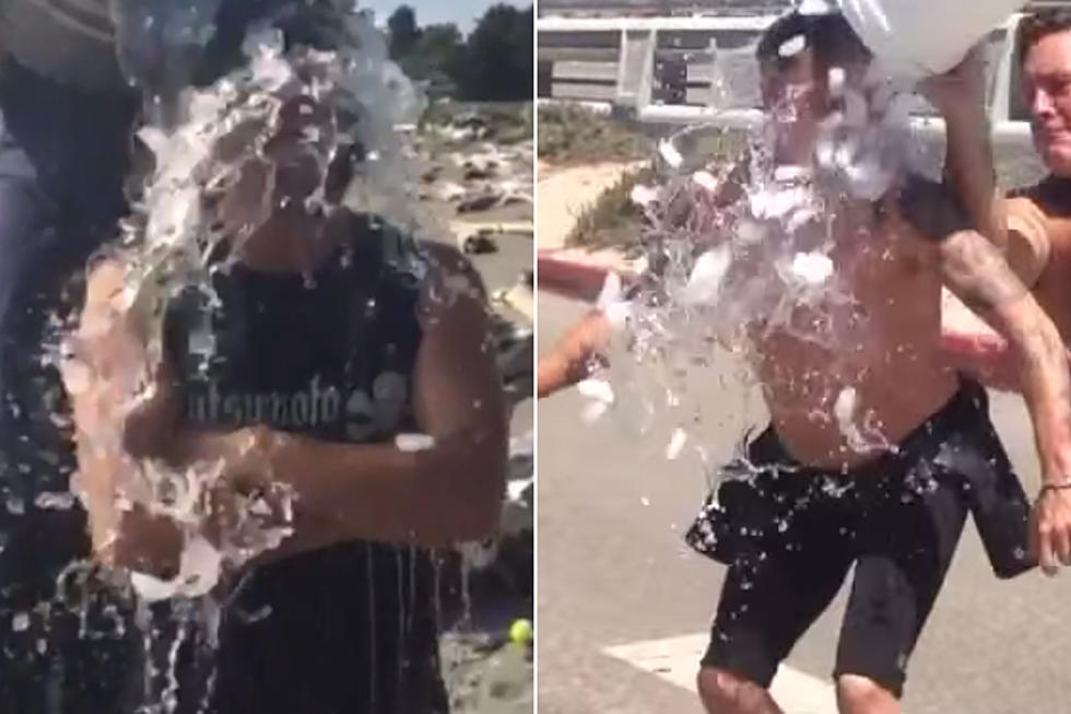 Pearl Jam Members Accept Ice Bucket Challenge