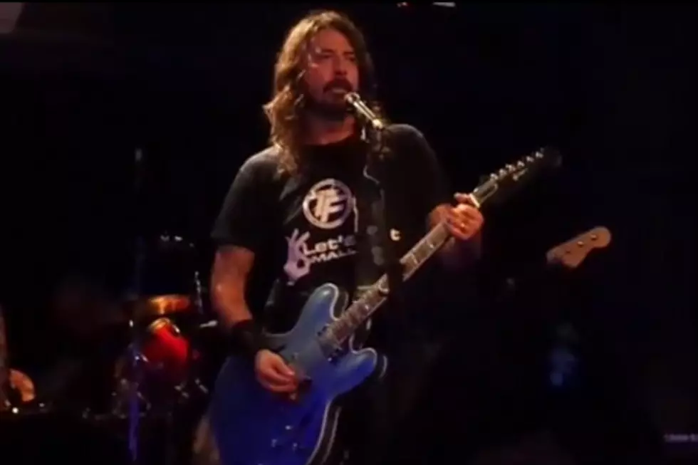 Watch the Foo Fighters, as the Holy S—s, Play a Tiny London Venue