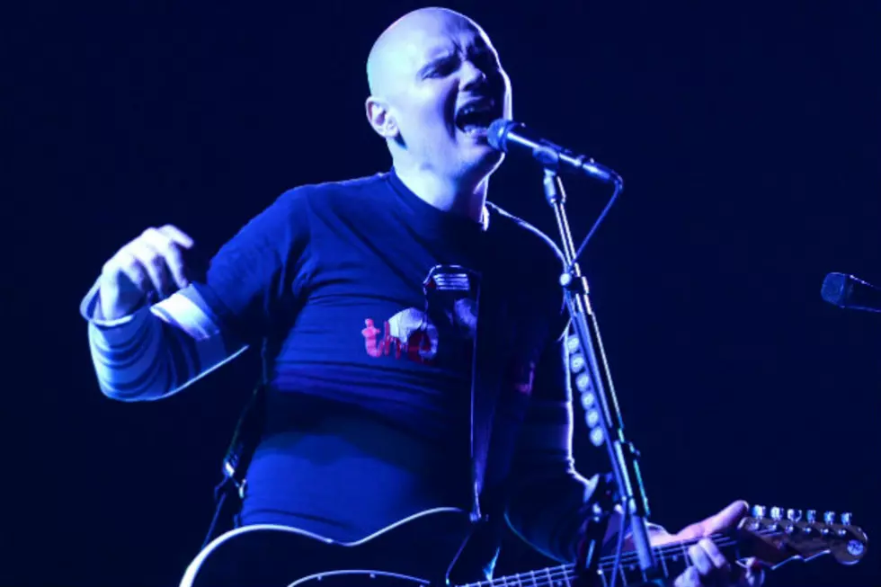 Billy Corgan Plays Three-Hour, Career-Spanning Acoustic Set in Chicago