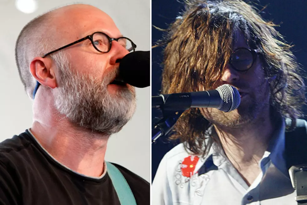 Ryan Adams Joins Bob Mould Onstage in New York City