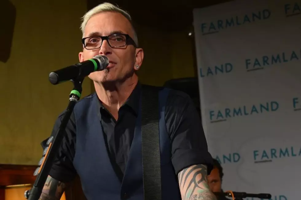 Windows 10 Users Get New Everclear Album for Free, Thanks to Funny or Die