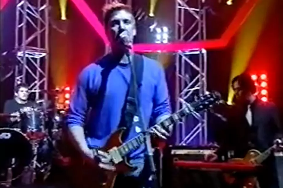 Throwback Thursday: Queens of the Stone Age Performs  ‘Jools Holland’ [Video]