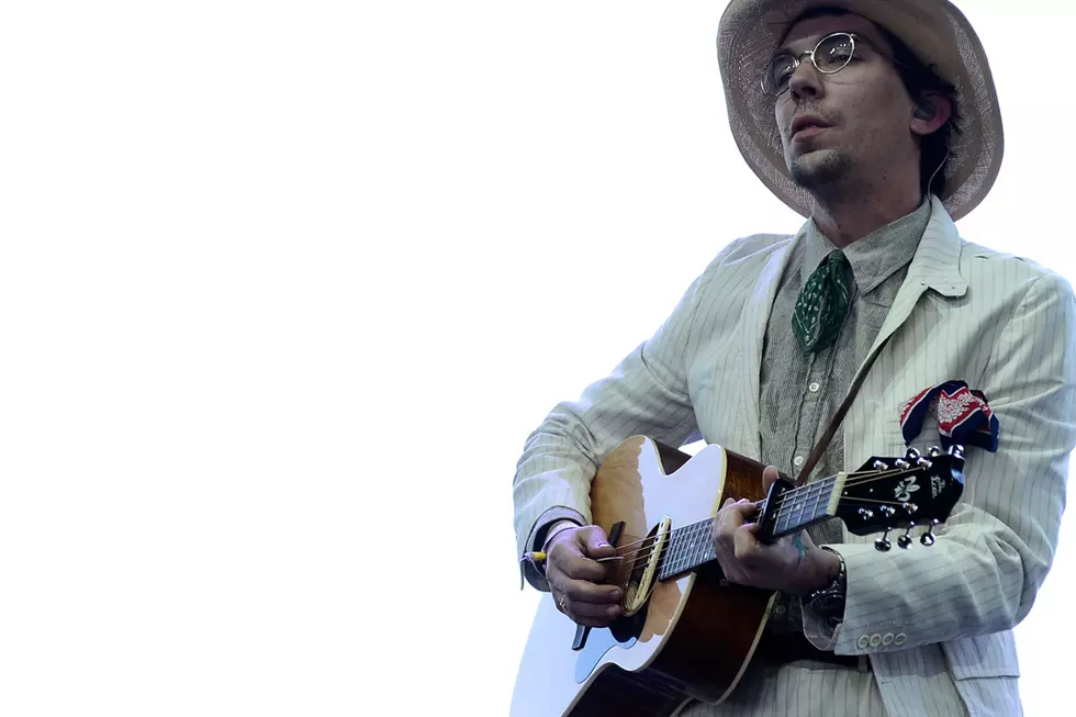 Justin Townes Earle Announces New Album, ‘Absent Fathers’ + Shares Fleetwood Mac Cover