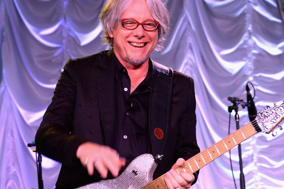 Mike Mills Shares Excerpts From &#8216;Concerto for Violin and Rock Band&#8217;