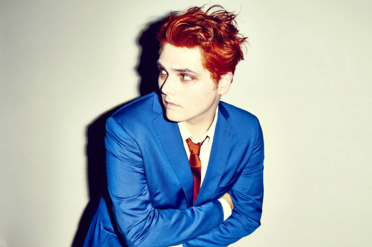 Watch Gerard Way Perform 'Don't Try' With Mikey Way