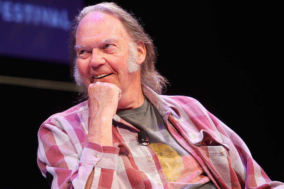 Neil Young Says Goodbye to Starbucks