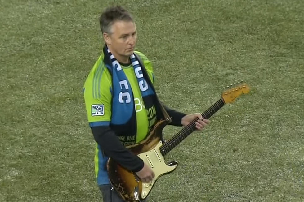 Watch Pearl Jam’s Mike McCready Shred the ‘Star-Spangled Banner’