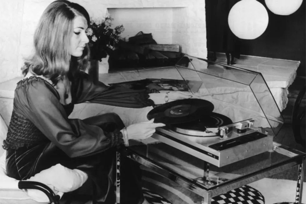 Vinyl, CD, MP3, Streaming, 8-Track &#8212; Which Is Best?