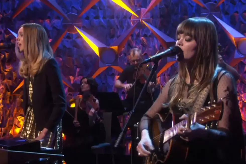 Watch First Aid Kit Perform &#8216;My Silver Lining&#8217; On &#8216;Ellen&#8217;