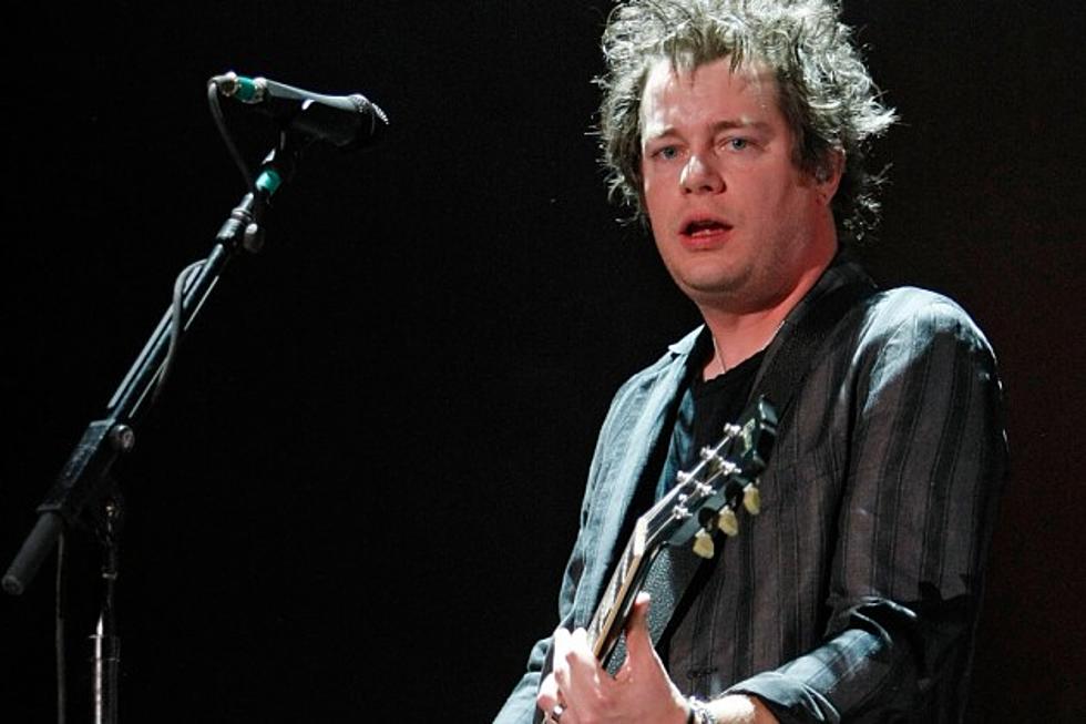 Green Day Guitarist Jason White Diagnosed With Treatable Form of Tonsil Cancer
