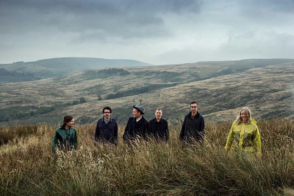 Belle and Sebastian, ‘Girls In Peacetime Want to Dance’