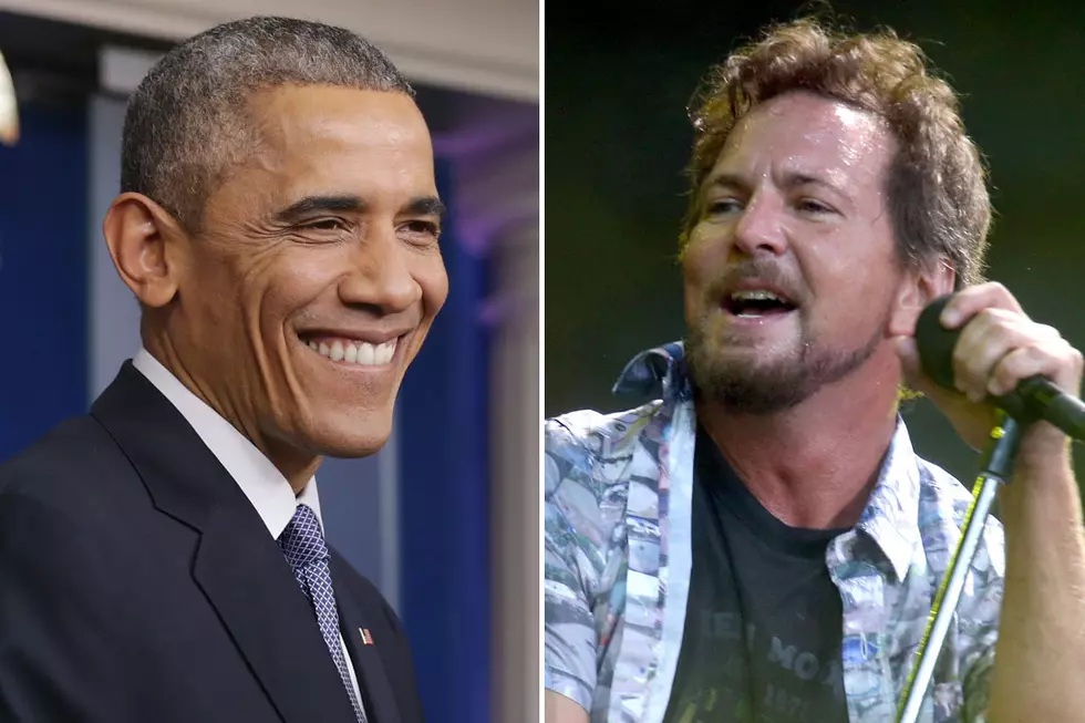 Pearl Jam&#8217;s Eddie Vedder Hangs With President Obama In Hawaii