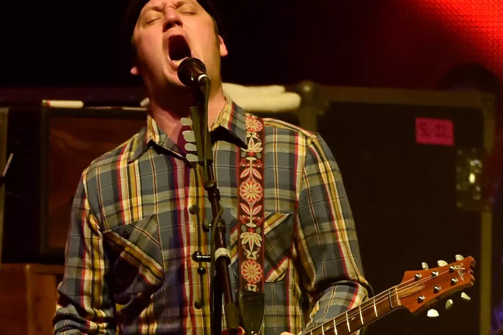 Listen to Modest Mouse’s Latest Track, ‘The Ground Walks, With Time in a Box’