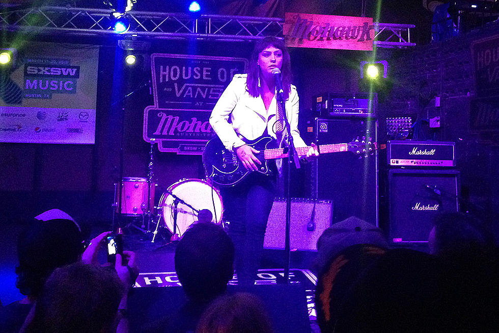 Angel Olsen, Burgers + Ping Pong: SXSW Recap, Day One