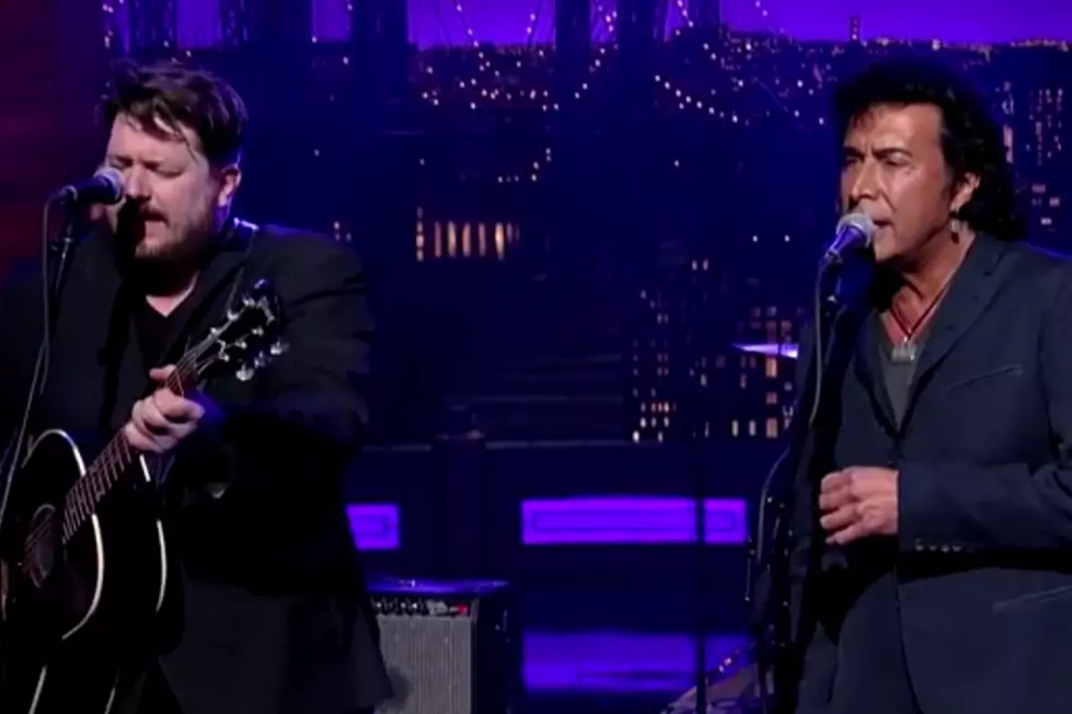 Watch Kevin Drew + Andy Kim Perform on ‘Letterman’
