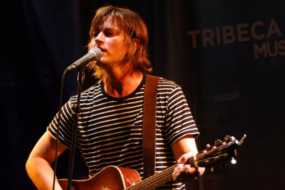 Listen to Old 97’s Frontman Rhett Miller’s New Song, ‘Kiss Me on the Fire Escape’