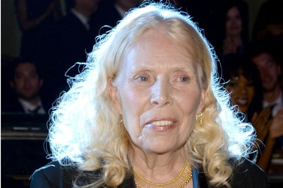 Joni Mitchell Hospitalized in Intensive Care