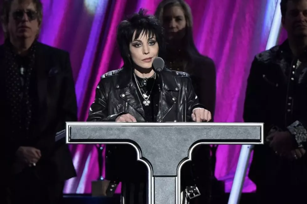 Joan Jett Inducted Into Rock and Roll Hall Of Fame: &#8216;Rock and Roll Is an Idea and an Ideal&#8217;