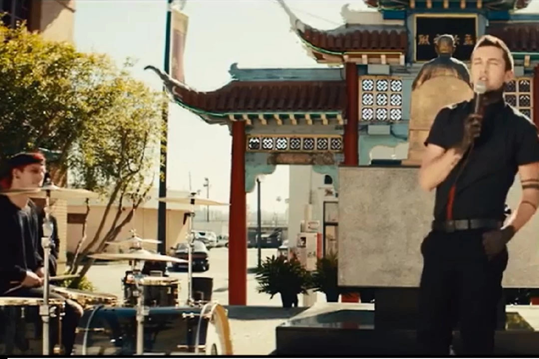 Watch Twenty One Pilots' New Video for 'Tear in My Heart'