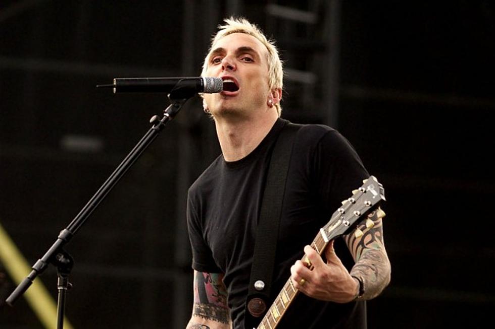 20 Years Ago: Everclear Release Their Sophomore Effort, ‘Sparkle and Fade’