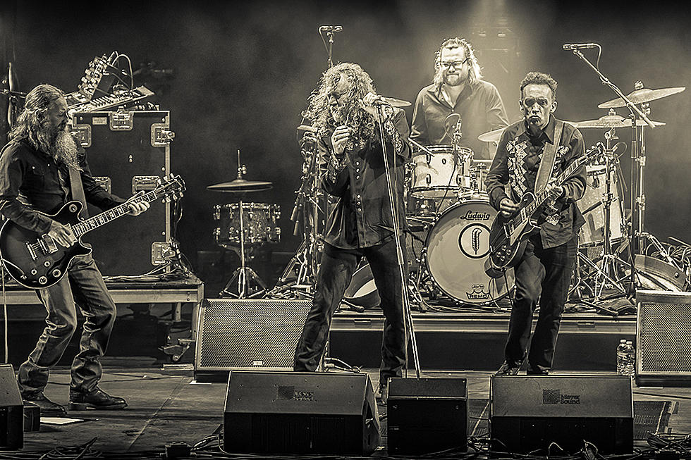 Robert Plant Plays on at Mountain Jam as the Fog Rolls In