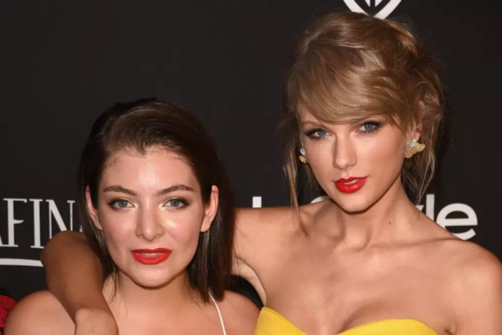 Watch Taylor Swift and Lorde Perform &#8216;Royals&#8217;