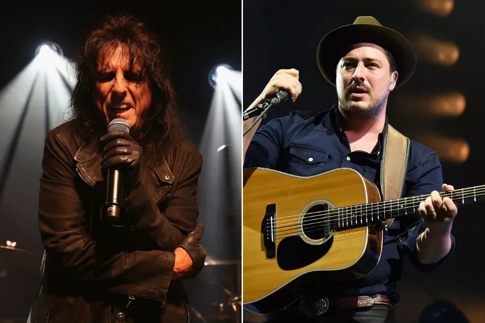 Alice Cooper Walks Back Mumford and Sons Diss