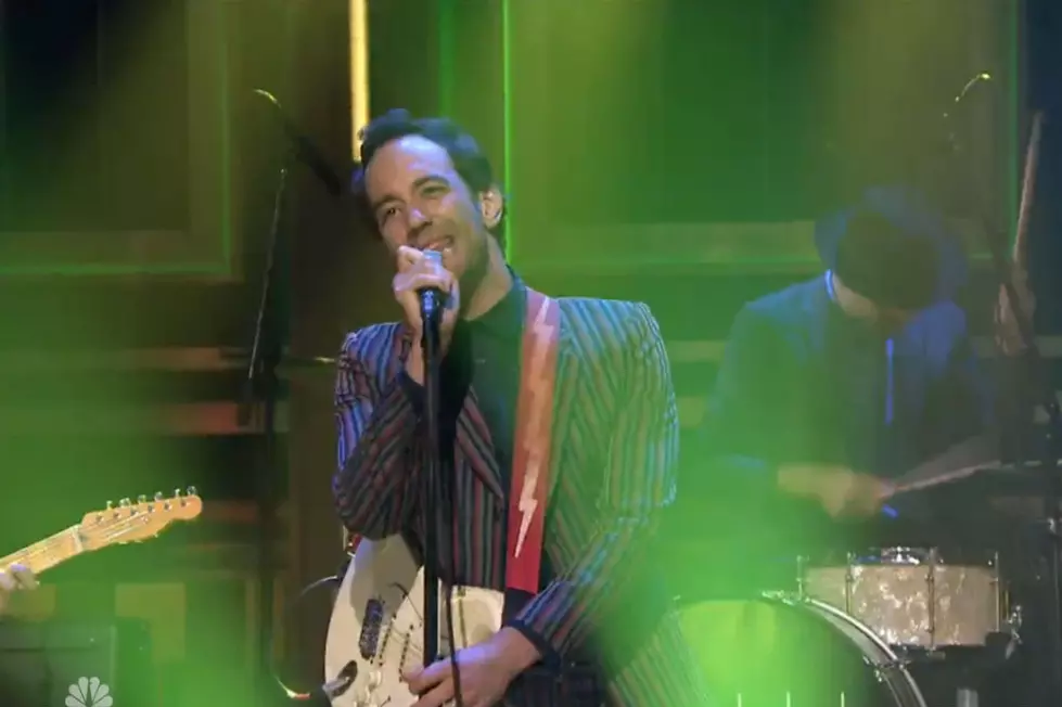 Watch Albert Hammond Jr. Perform ‘Losing Touch’ on ‘Fallon’