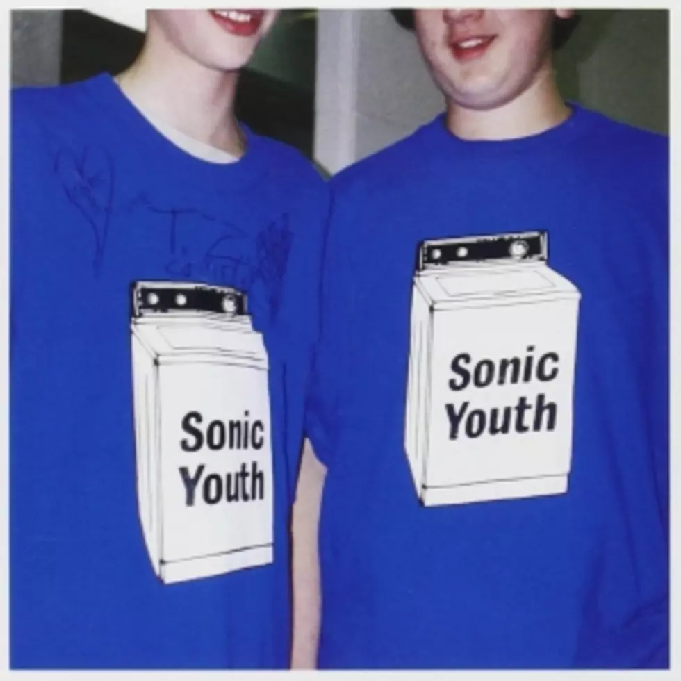 20 Years Ago: Sonic Youth Return to Their Experimental Roots with &#8216;Washing Machine&#8217;
