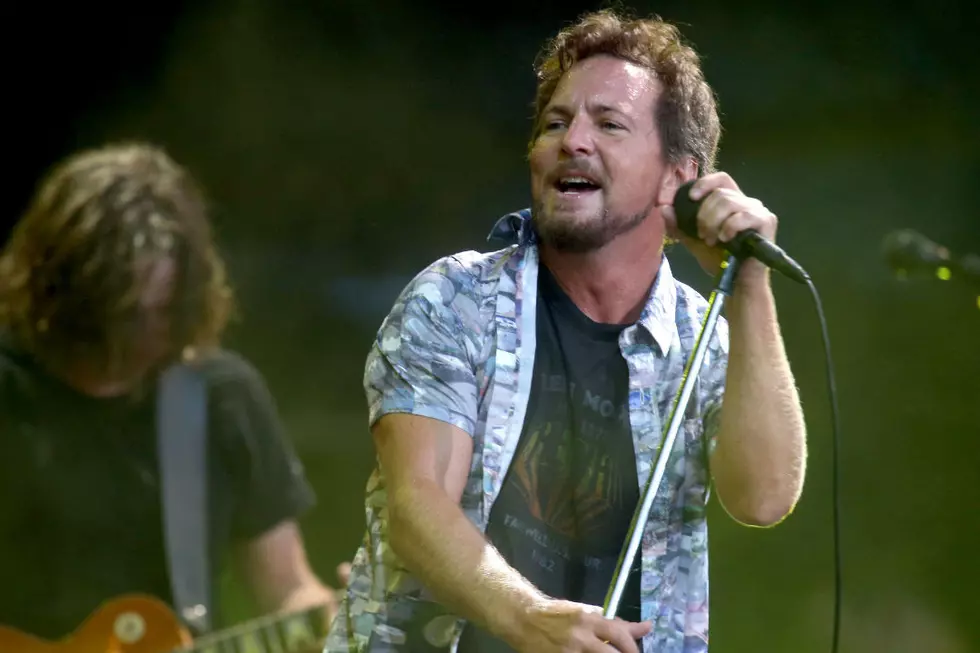 Watch Pearl Jam Cover Pink Floyd’s ‘Comfortably Numb’ in Brazil