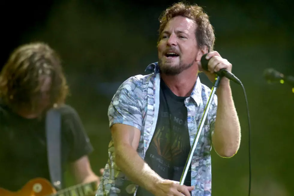 Pearl Jam Cover Eagles of Death Metal After Paris Attacks