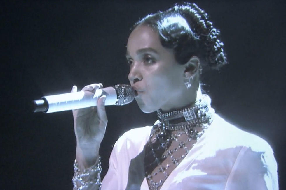 FKA twigs Gives Dazzling Performance of New Single ‘Good to Love’ on ‘Fallon’