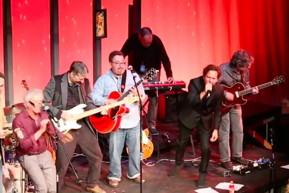 Eddie Vedder Covers Joe Jackson + the Modern Lovers at His High School Fundraiser