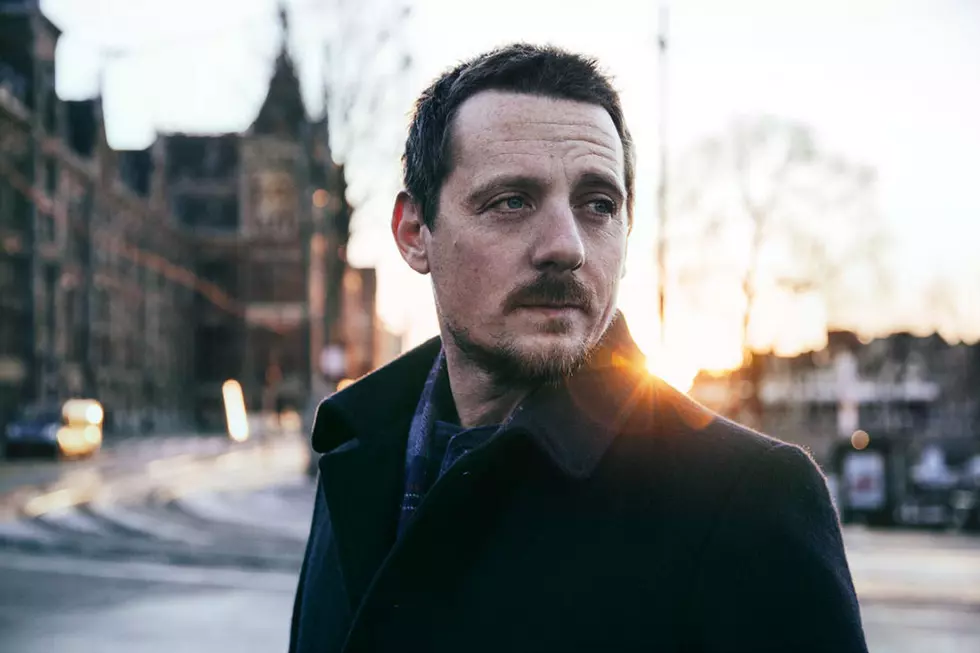 Sturgill Simpson Announces New Album ‘A Sailor’s Guide to Earth,’ Shares Bluesy ‘Brace for Impact’