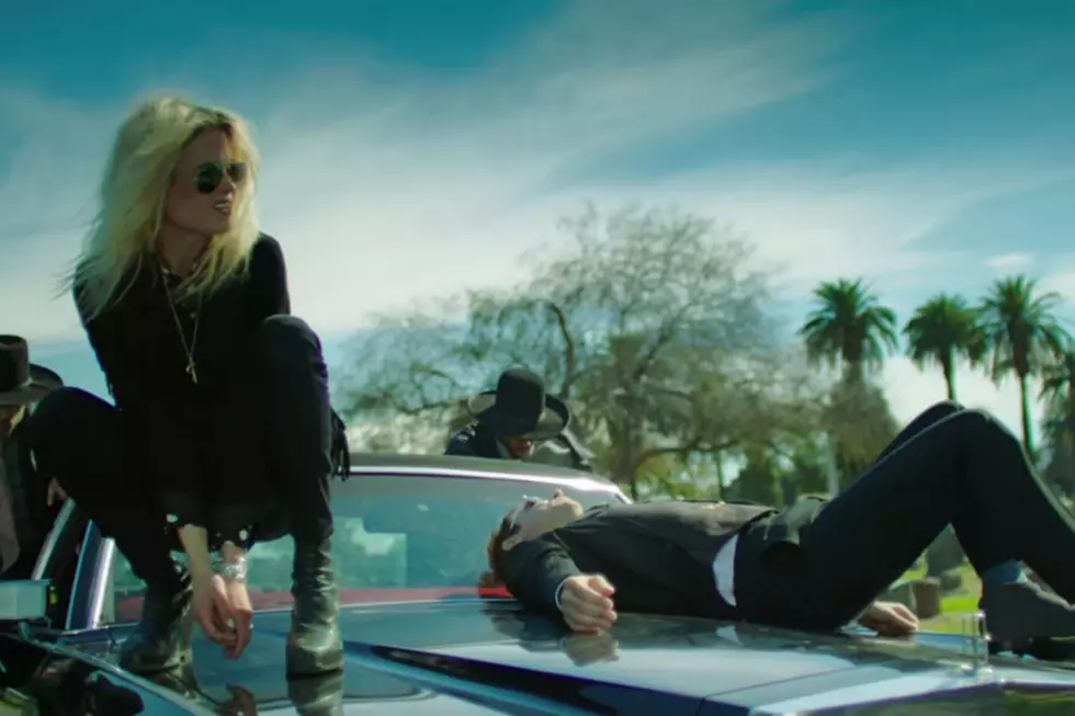 The Kills Announce New Album ‘Ash & Ice,’ Share Laid-Back ‘Doing It to Death’ Video