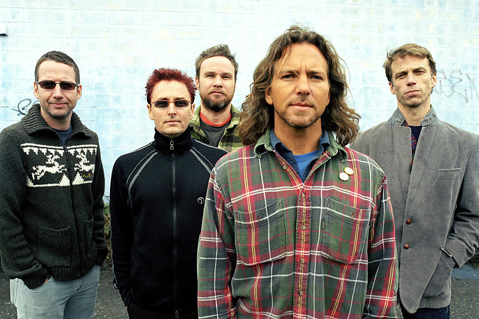 10 Years Ago: Pearl Jam Redirect Their Rage With Their Self-Titled Album