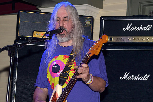 Listen to Every Guitar Solo From Dinosaur Jr.&#8217;s Next Album