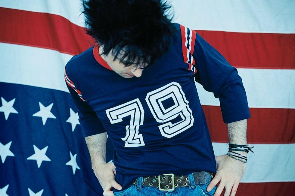 15 Years Ago: Ryan Adams Goes Outside His Comfort Zone on ‘Gold’