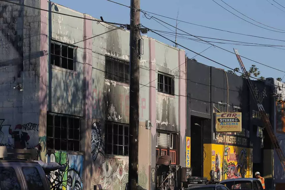Nine People Killed in Fire in Oakland Electronic Music Show
