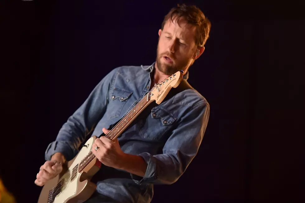 Chris Shiflett Offers Update on New Foo Fighters Record