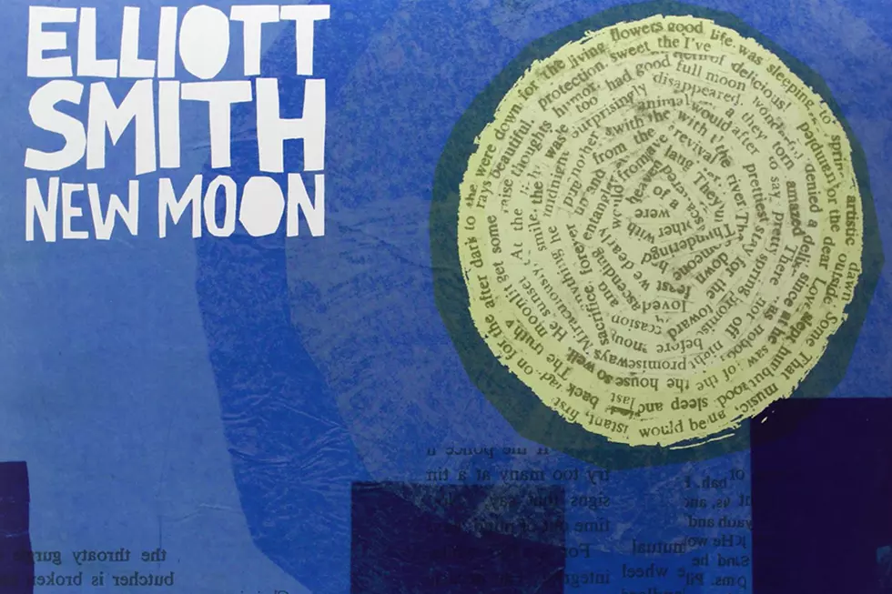 10 Years Ago: Posthumous Collection ‘New Moon’ Digs into Elliott Smith’s Vaults
