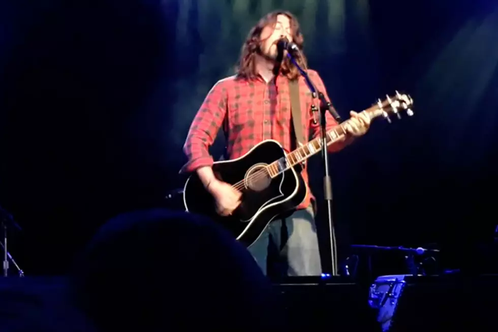 Foo Fighters Debut New ‘The Sky Is a Neighborhood’ Song at Acoustic-4-A-Cure Concert
