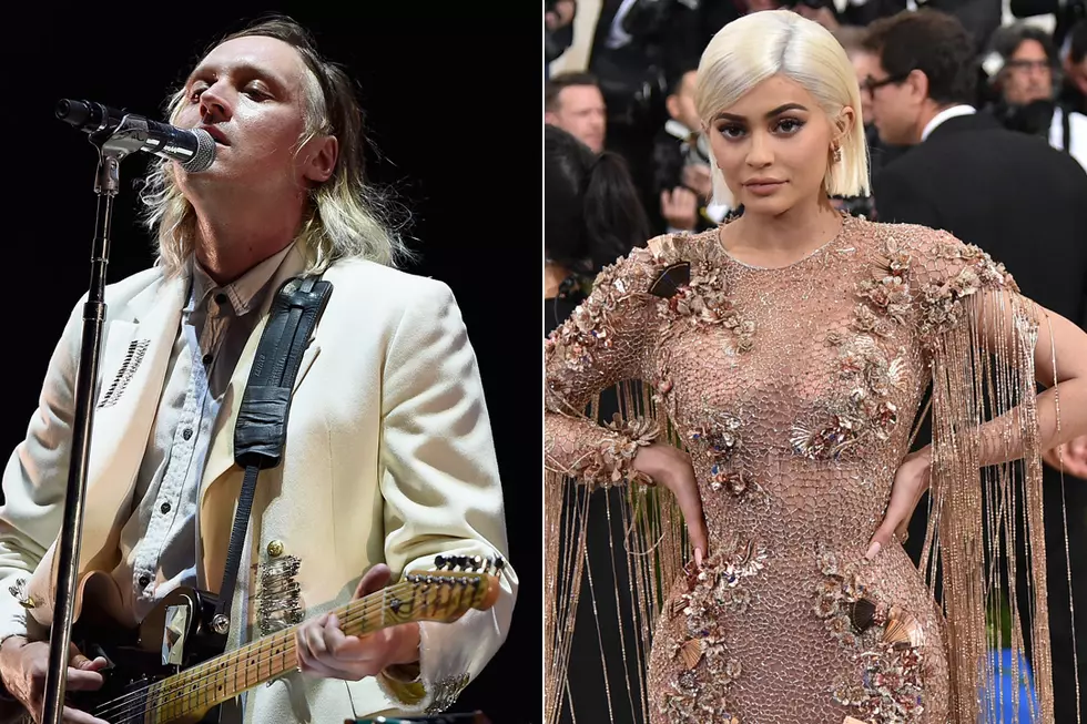 Arcade Fire Give Kendall and Kylie Jenner a Taste of Their Own Medicine With New T-Shirts