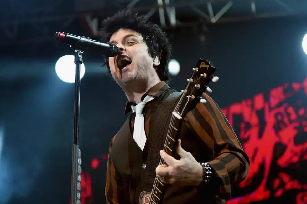 Acrobat Falls to Death Prior to Green Day’s Performance at Spanish Festival