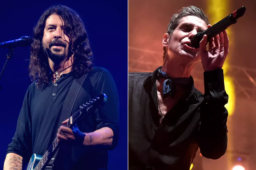 Perry Farrell Joins Foo Fighters at Marathon Post-Lollapalooza Club Show: Set List, Video