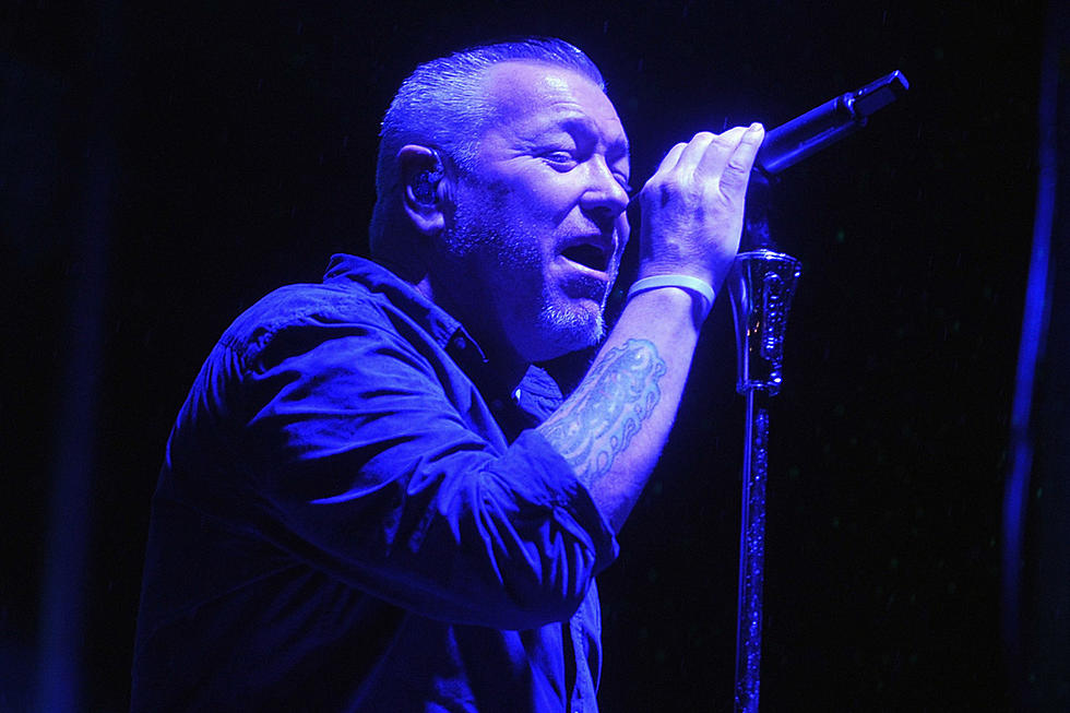 Smash Mouth’s Steve Harwell Hospitalized for Heart Condition, Band Cancels Shows