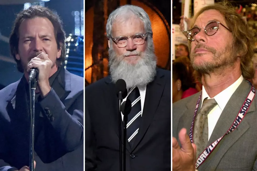 Eddie Vedder Performs Warren Zevon Song for David Letterman