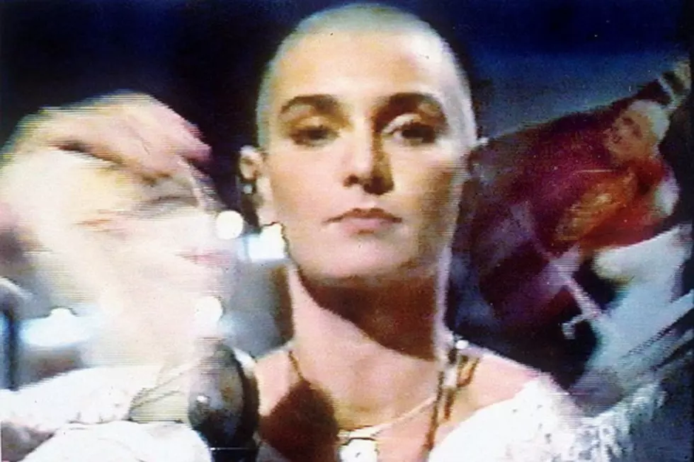 25 Years Ago: Sinead O’Connor Tears Up a Photo of the Pope on ‘Saturday Night Live’