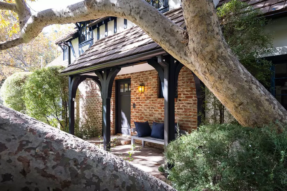Beck Sells Canyon Home for $3.4 Million