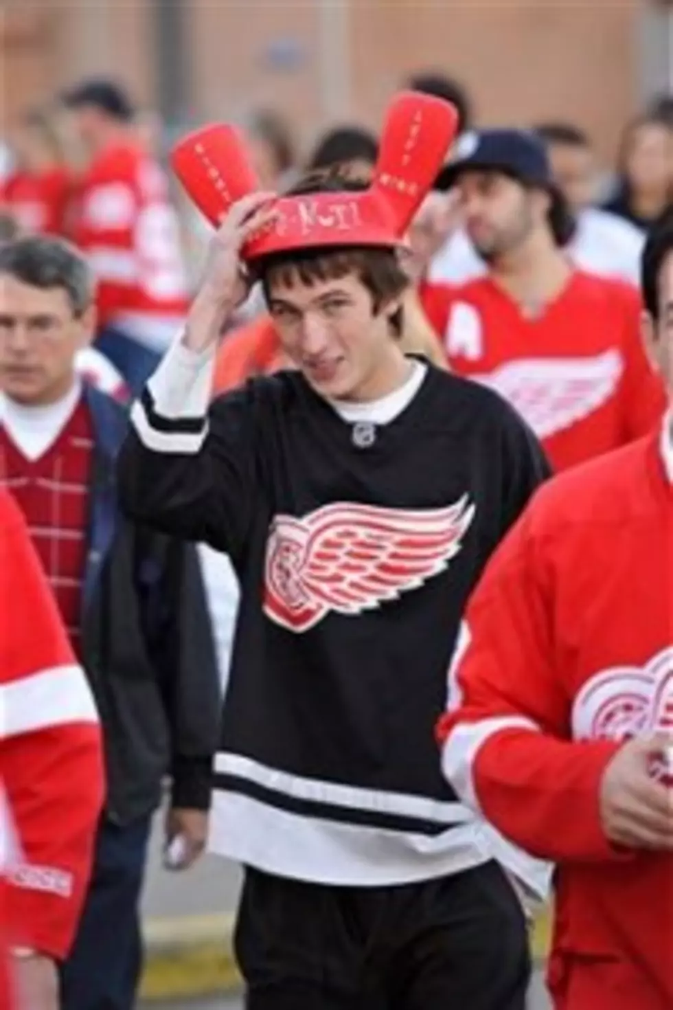 Cheer For The Red Wings Tonite